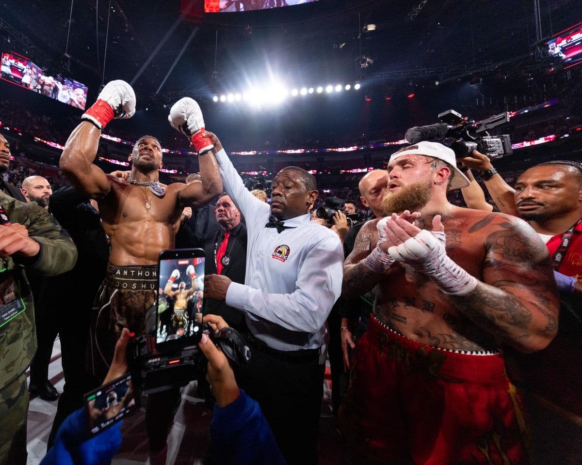 joshua_jake_paul_fight_11_8c270baf8a.jpg