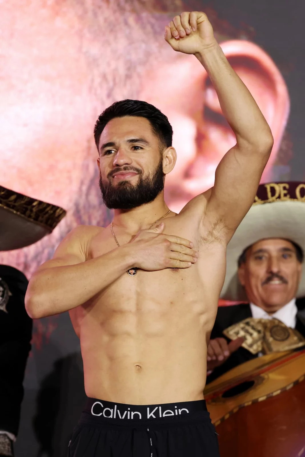 eduardo-nunez-weigh-ins-1068x1602.jpg_��ͼ��.jpg