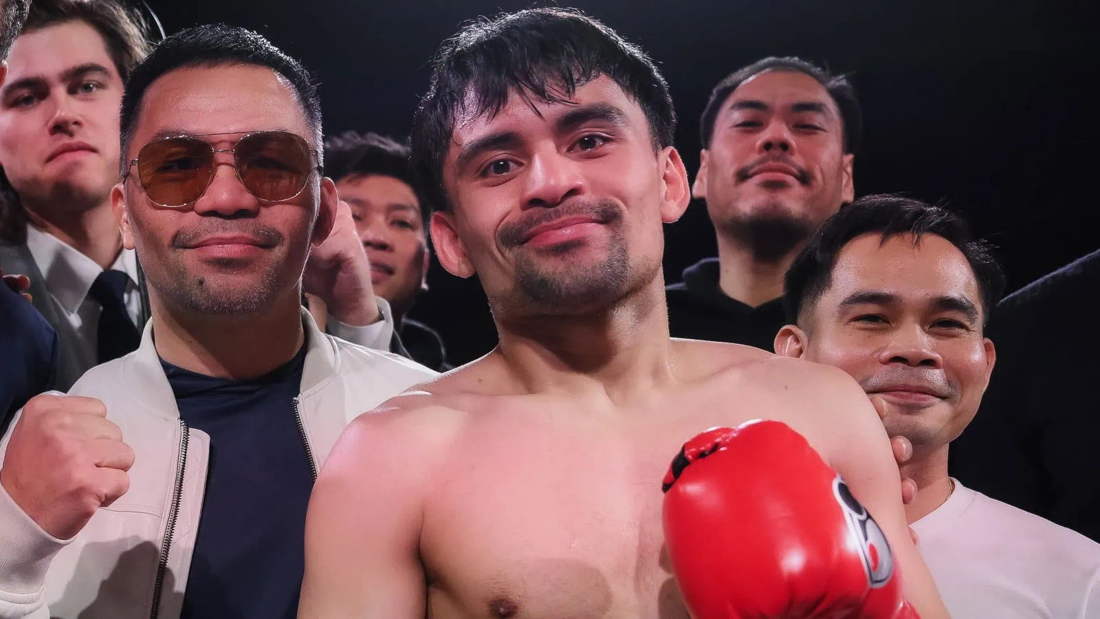 Manny-Pacquiao-and-Jimuel-wins_��ͼ��.jpg