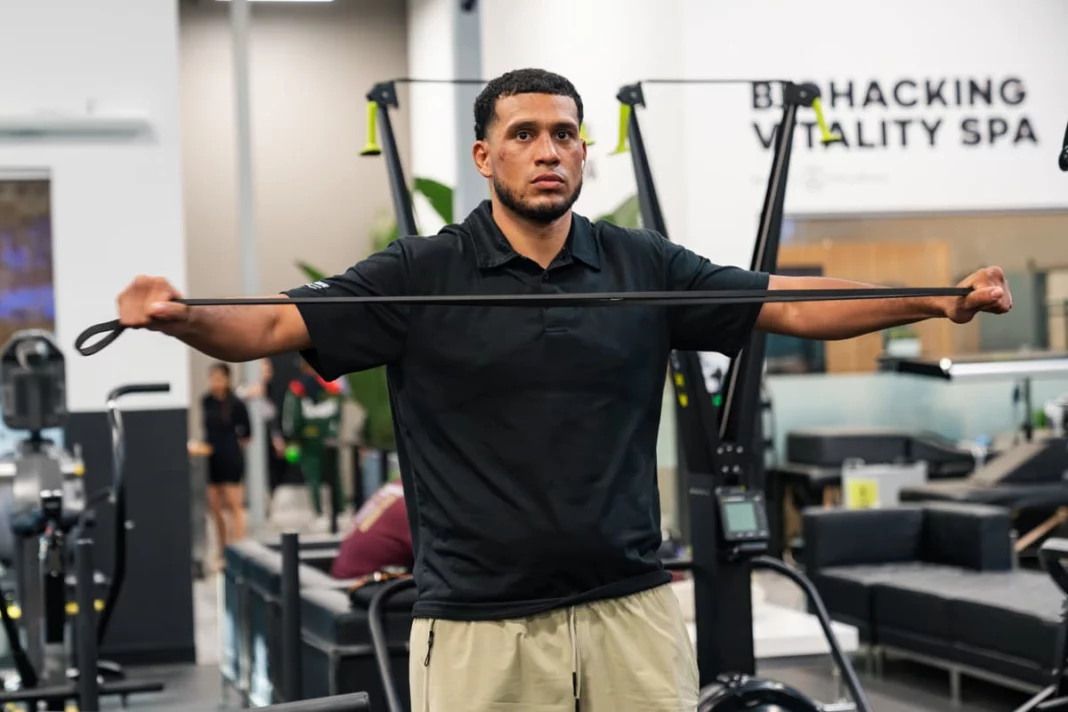 david-benavidez-training-camp-8-1068x712.jpg_��ͼ��.jpg