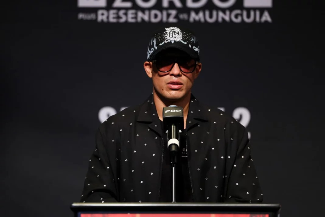 david-benavidez-press-conference-mic-1068x712.jpg_��ͼ��.jpg