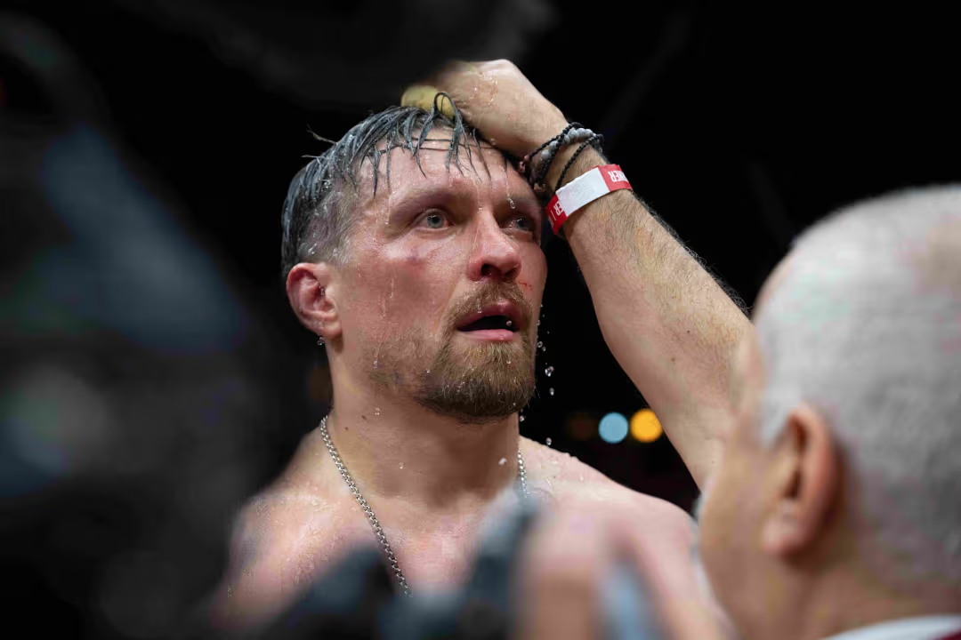 C2-05-22-26-USYK-vs-Rico-Fight-5355_��ͼ��.jpg