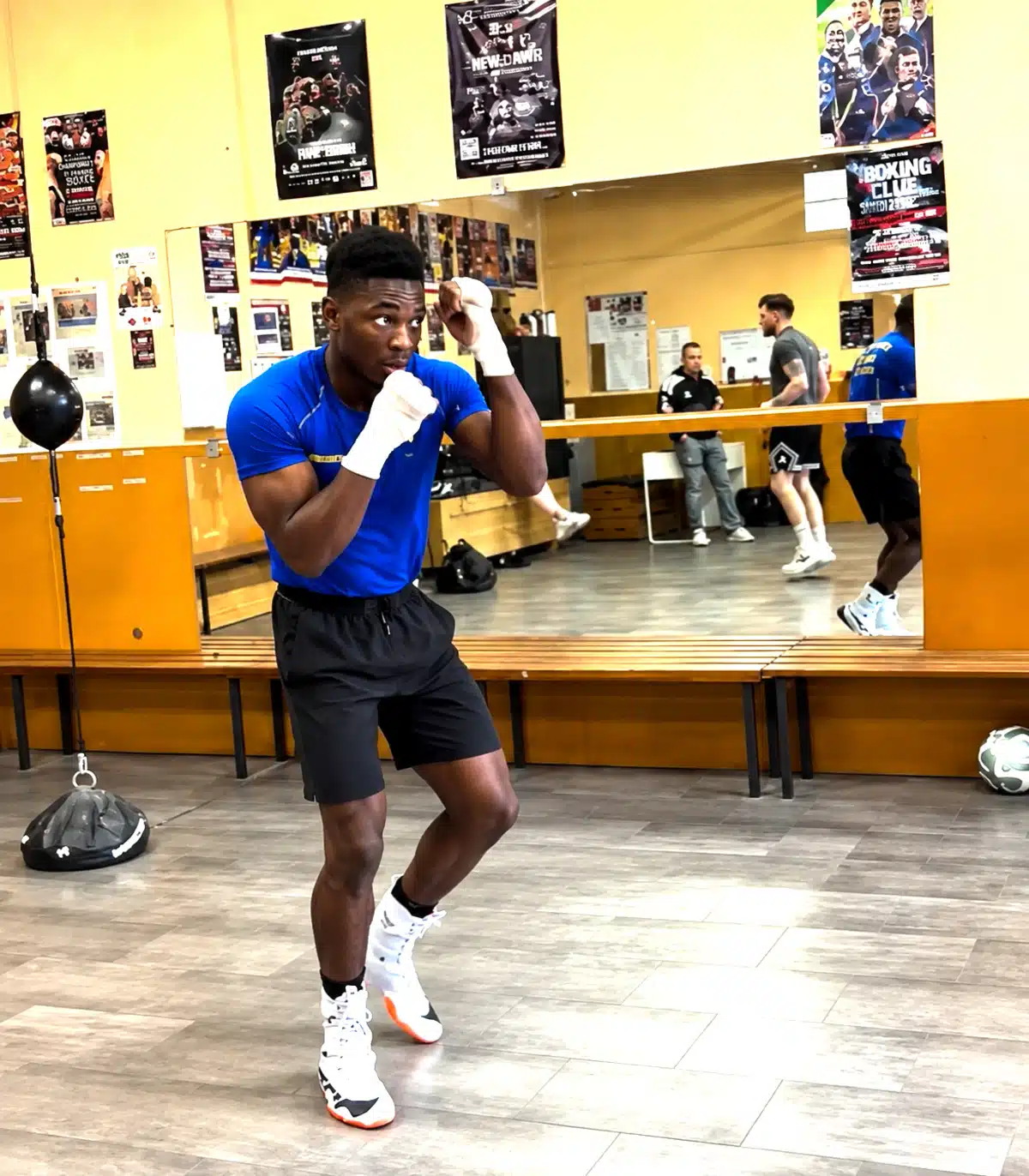 Christian-Mbilli-training.jpg_��ͼ��.jpg