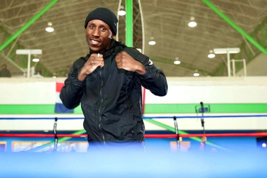bruce-carrington-open-workout-cleveland-1068x712.jpg_��ͼ��.jpg