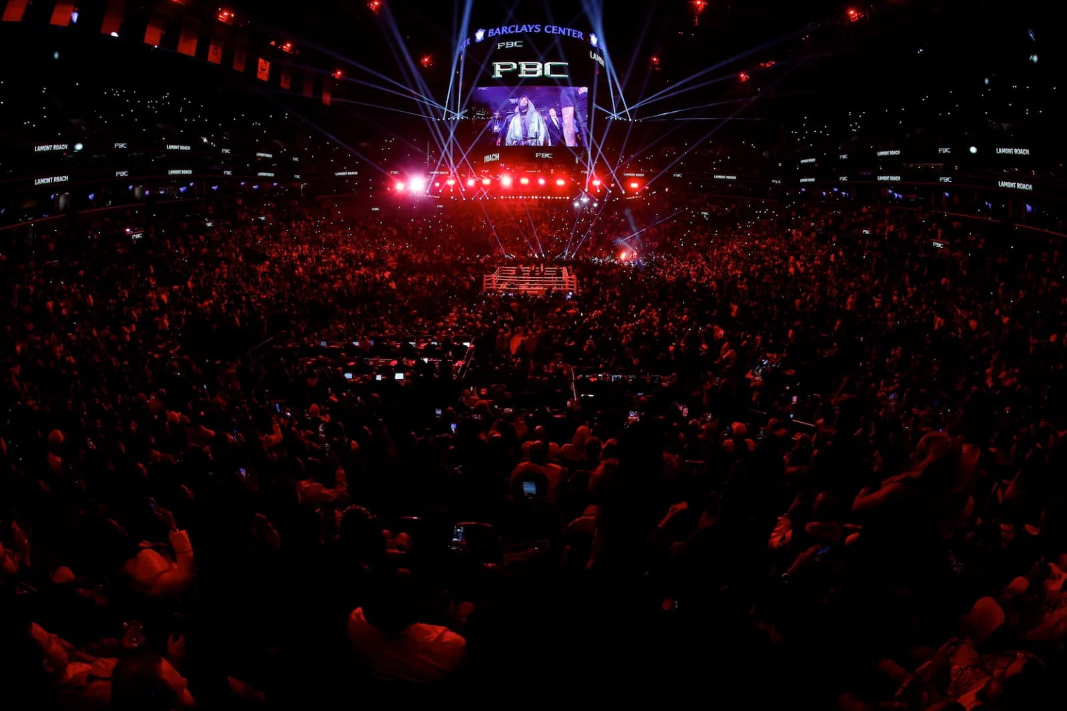 gervonta-davis-vs-lamont-roach-jr-crowd-1536x1024.jpg_��ͼ��.jpg