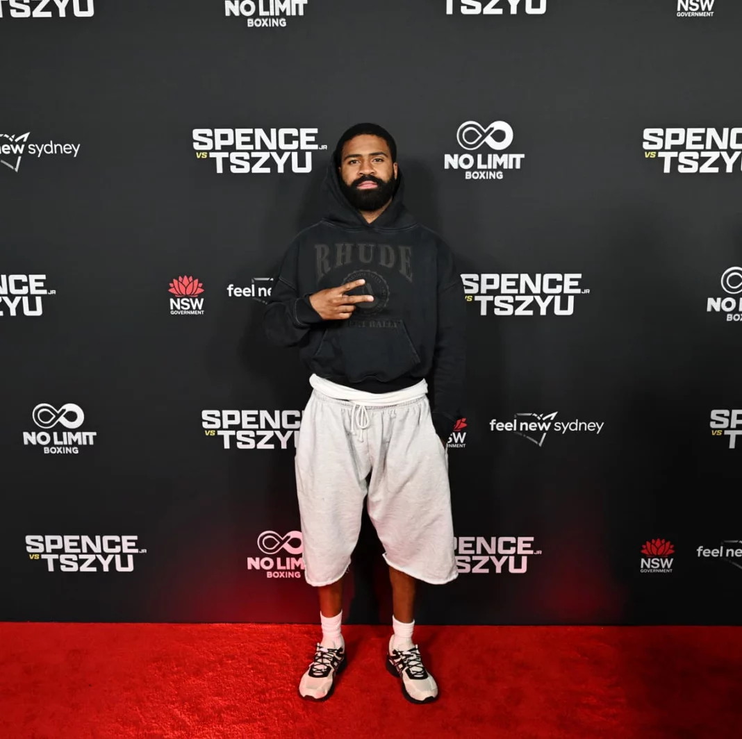 stephen-fulton-grand-arrivals-1068x1064.jpg_��ͼ��.jpg