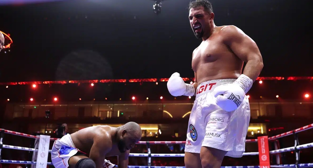 ��Ļ��ͼ_29-8-2026_10746_www.boxing247.com.jpeg