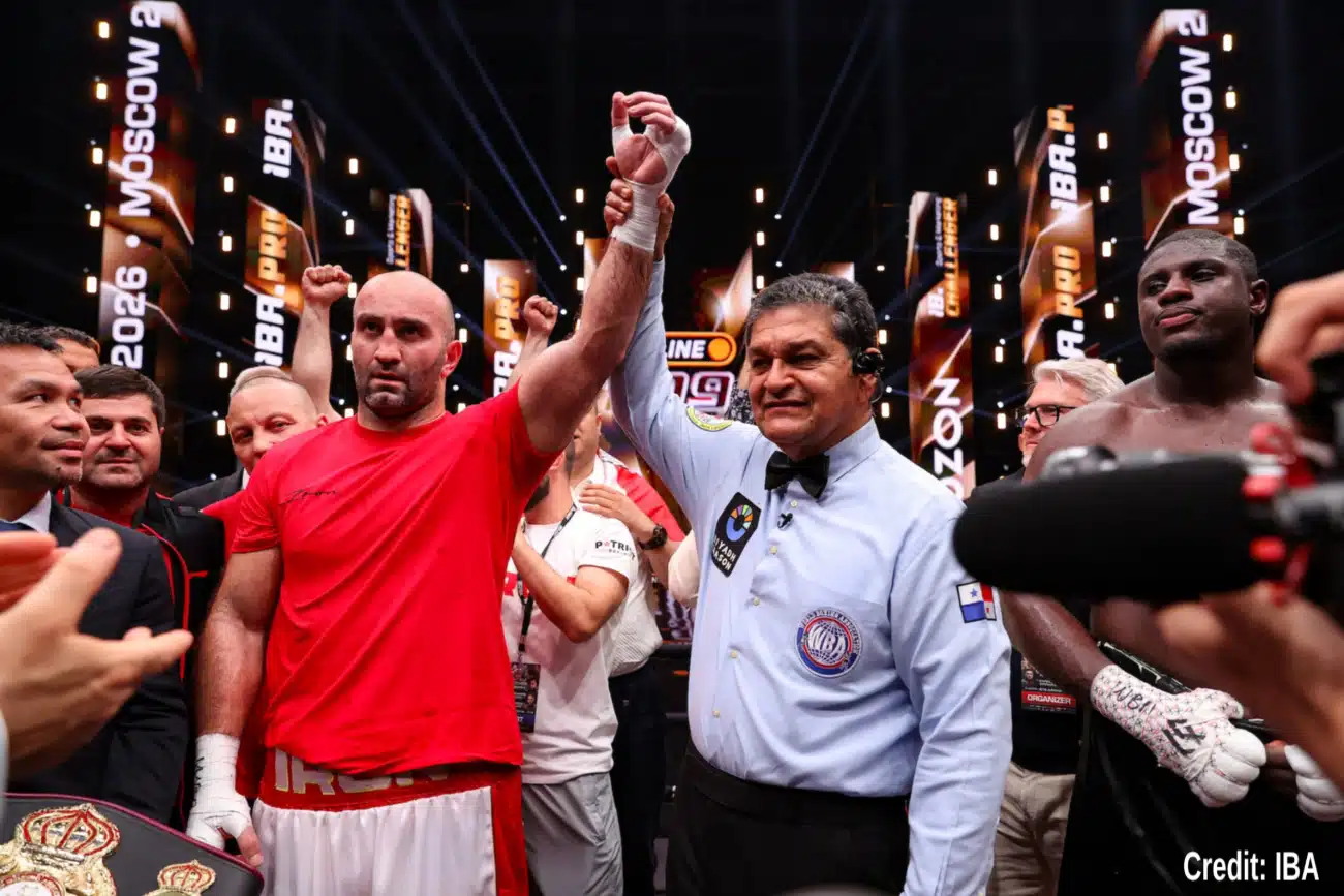 Murat-Gassiev-vs-Peter.jpg_��ͼ��.jpg