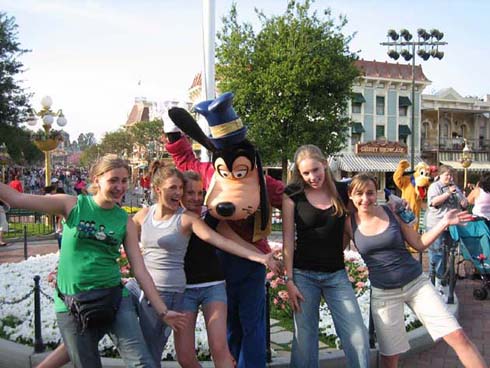 �ڻ���Ӱ�ֳ������Ů��ѧ����������ϲ����ɫ